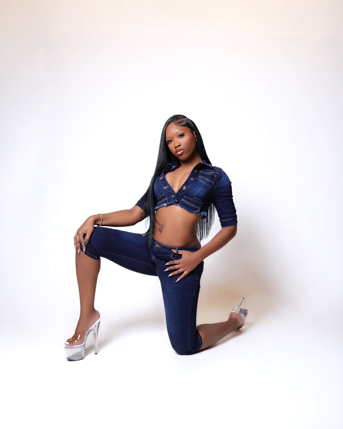 Exclusive Barley button Top in blue